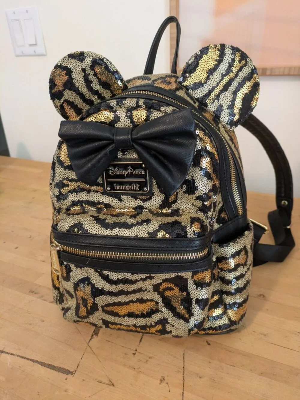 Sequined Animal Kingdom Black Gold Disney Loungefly Backpack w Bow EUC